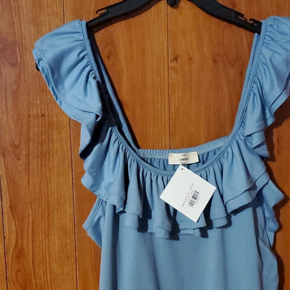 🖤Entro🖤Isabella Ruffle tank🖤 - Picture 3 of 4